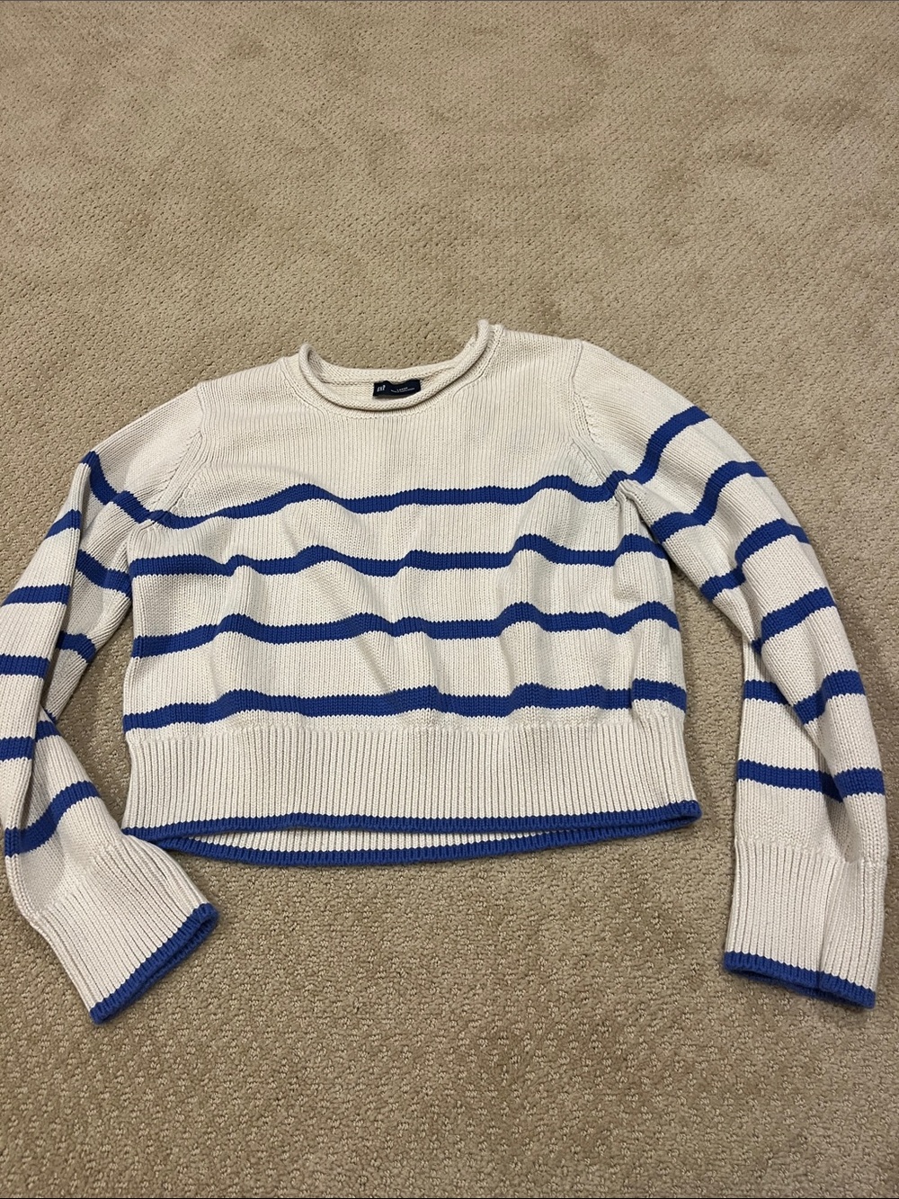 GAO women’s size large cotton sweater